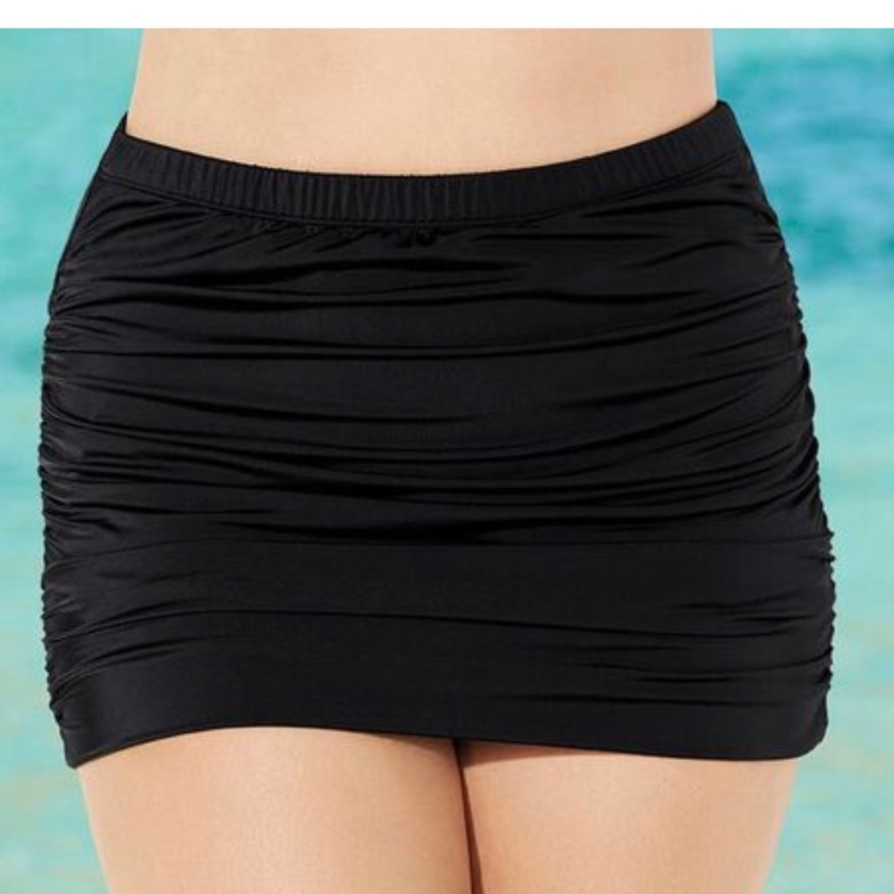 NWT plus size shirred high-waisted black swim skirt, size 24.